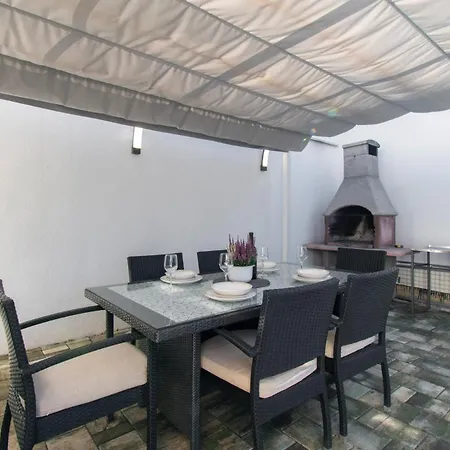 House Luisa Near Fazana, Istria * פרוי